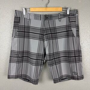 Da Hui Hybrid Collection Shorts Men’s 34 Gray/Black Plaid Swim Beach Surf